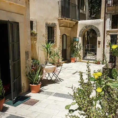 Casa Medasia In Ortigia Ferienhaus *